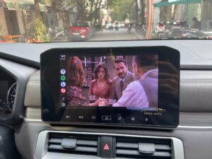 xem youtube trên màn hình mitsubishi xpander